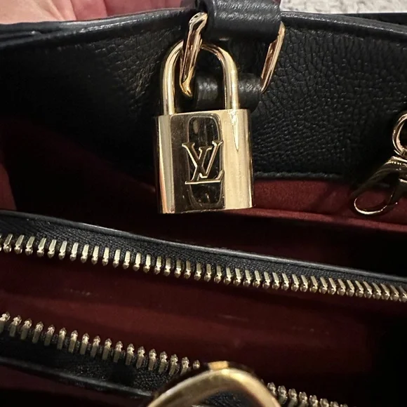 Louis Vuitton Monogram Giant Montaigne black and cream Beautiful handbag. - Picture 4 of 16